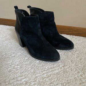 Leather and Suede Black Ankle Boots with Stacked Heel